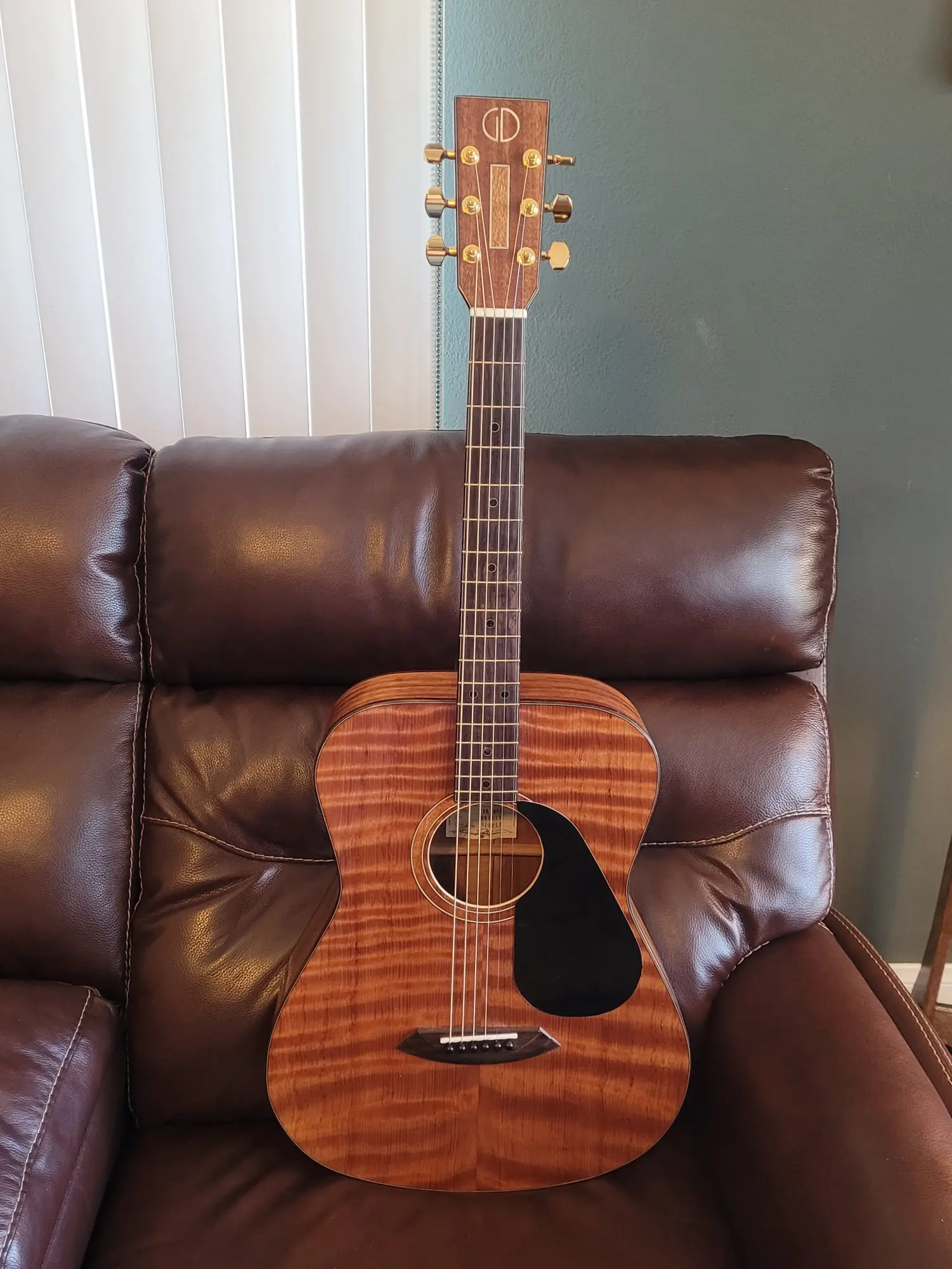 G11 Flamed Redwood Koa OM Guitar Front